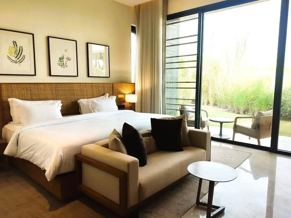 Бавла: MYSA Zinc Journey by The Fern (A Glade One Golf Resort) Nani Devati, Gujarat