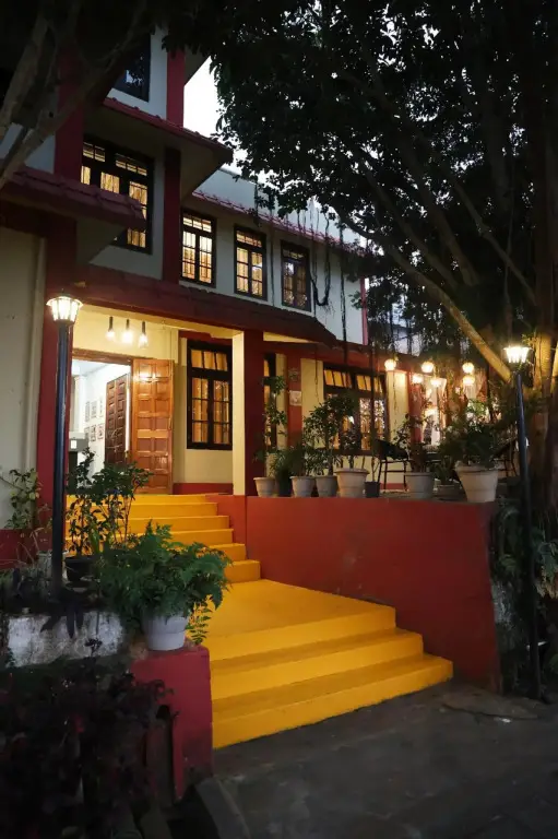 Шиллонг: OYO Flagship La Monte Inn