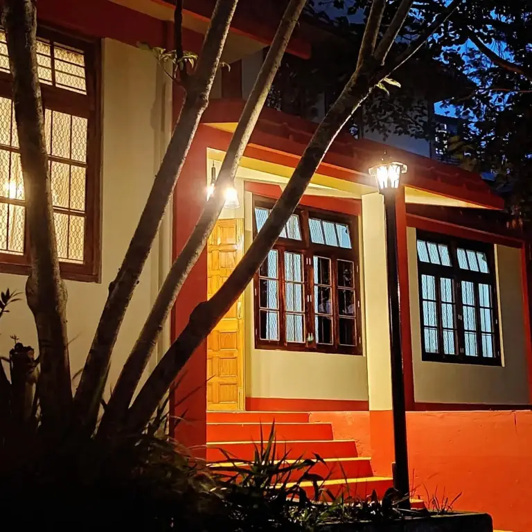 Шиллонг: OYO Flagship La Monte Inn