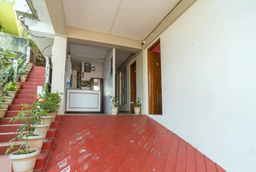 Шиллонг: Pink Guest House