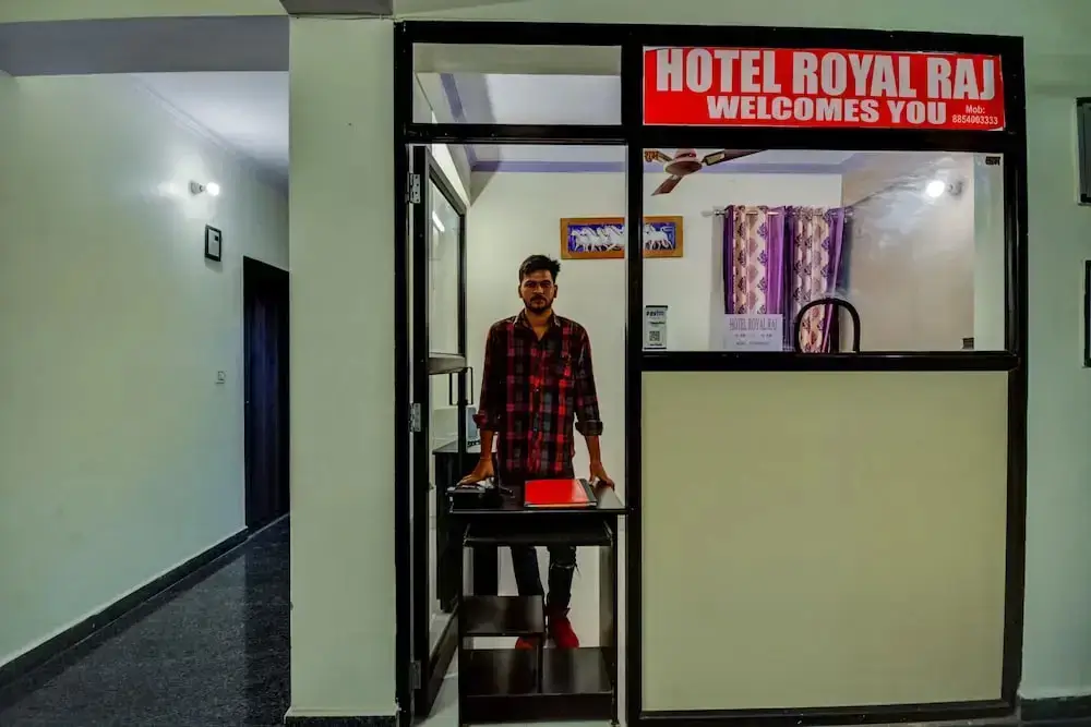 Джайпур: Flagship 19036 Hotel Royal Raj