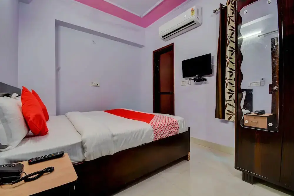 Джайпур: Flagship 19036 Hotel Royal Raj