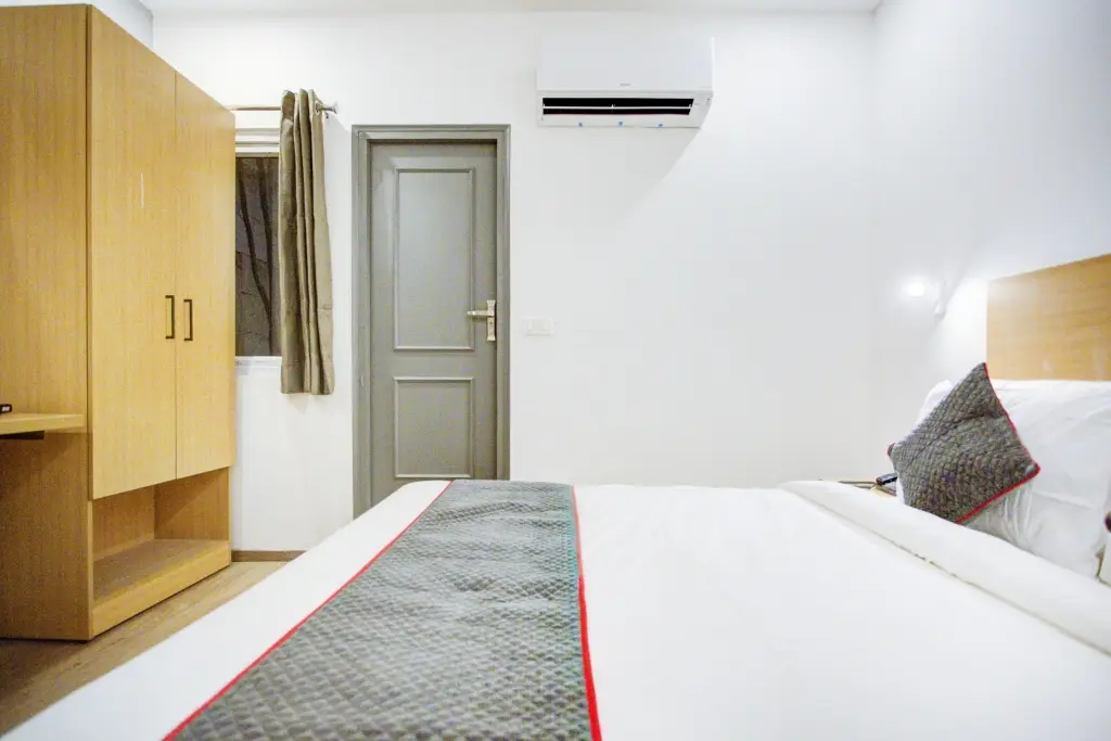 Газиабад: OYO 79846 Townhouse 292 Atal chowk Indirapuram Ghaziabad