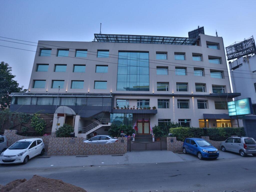Comfort Inn Lucknow — фото 1