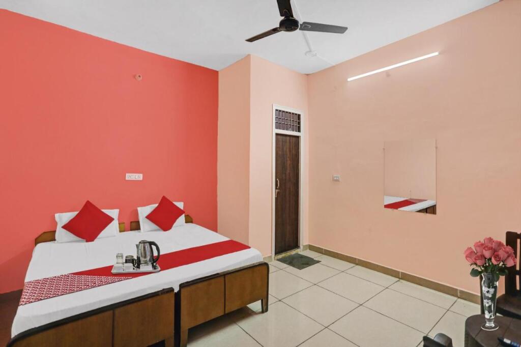 Алипур: OYO 84381 Hotel U b Inn