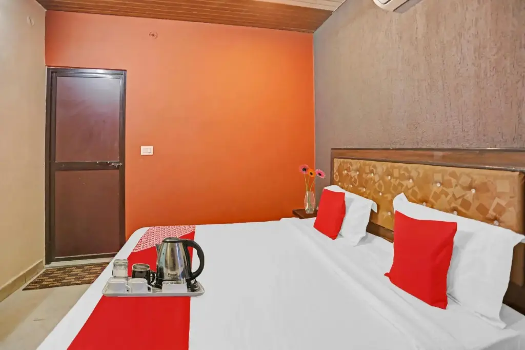 Нью-Дели: OYO 88209 Hotel Signature View