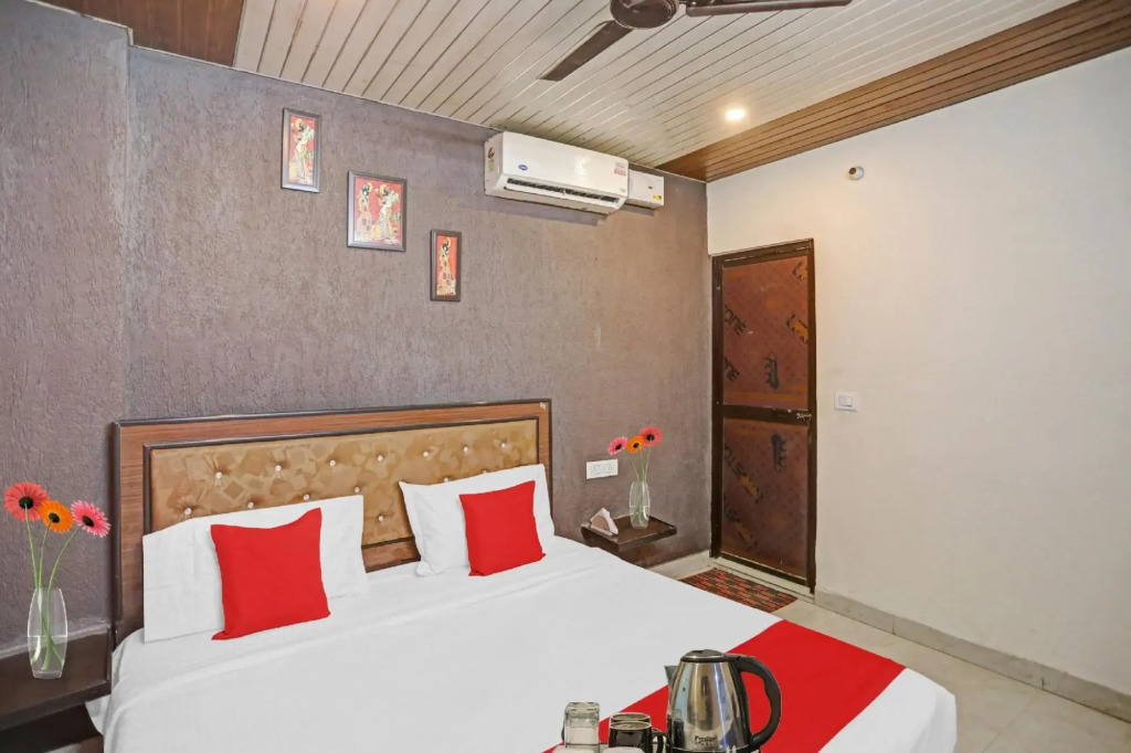 Нью-Дели: OYO 88209 Hotel Signature View
