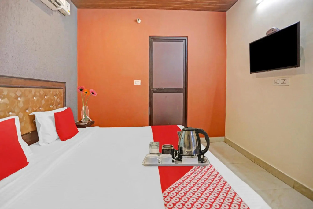 Нью-Дели: OYO 88209 Hotel Signature View