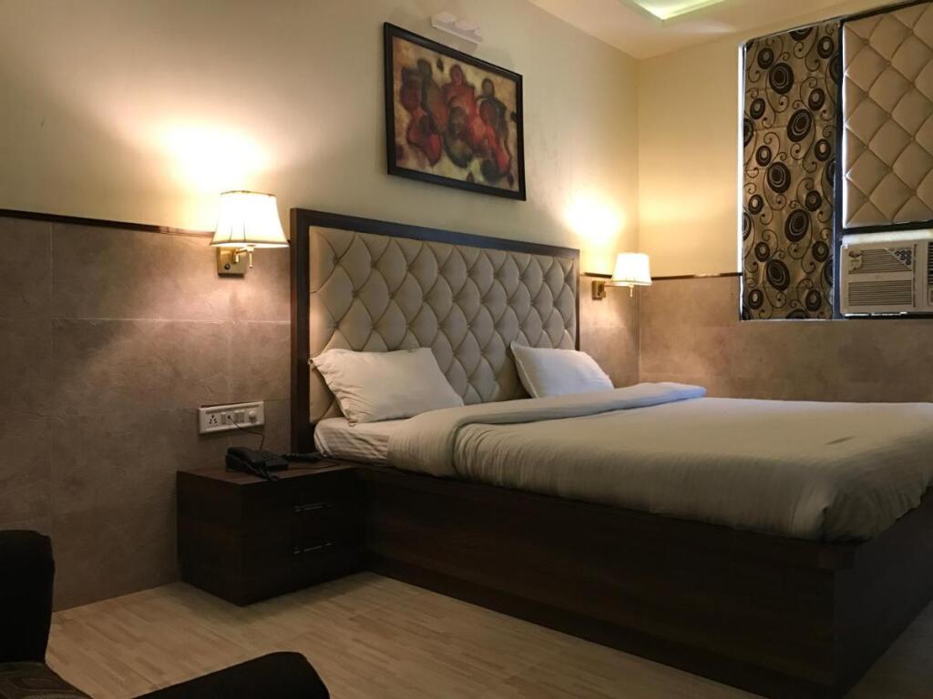 Горакхпур: Sbd Hotel