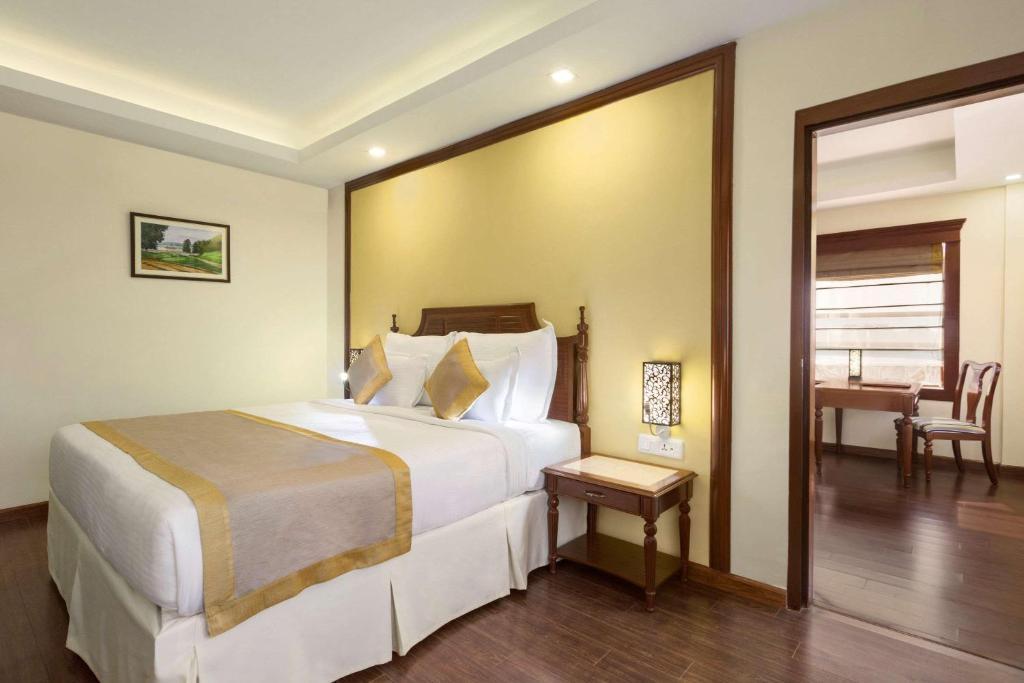 Джамшедпур: Ramada Jamshedpur