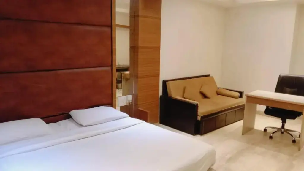 Нью-Дели: Hotel Gagan Inn - Backside Punjab National Bank - West Patel Nagar, Metro Pillar No 222