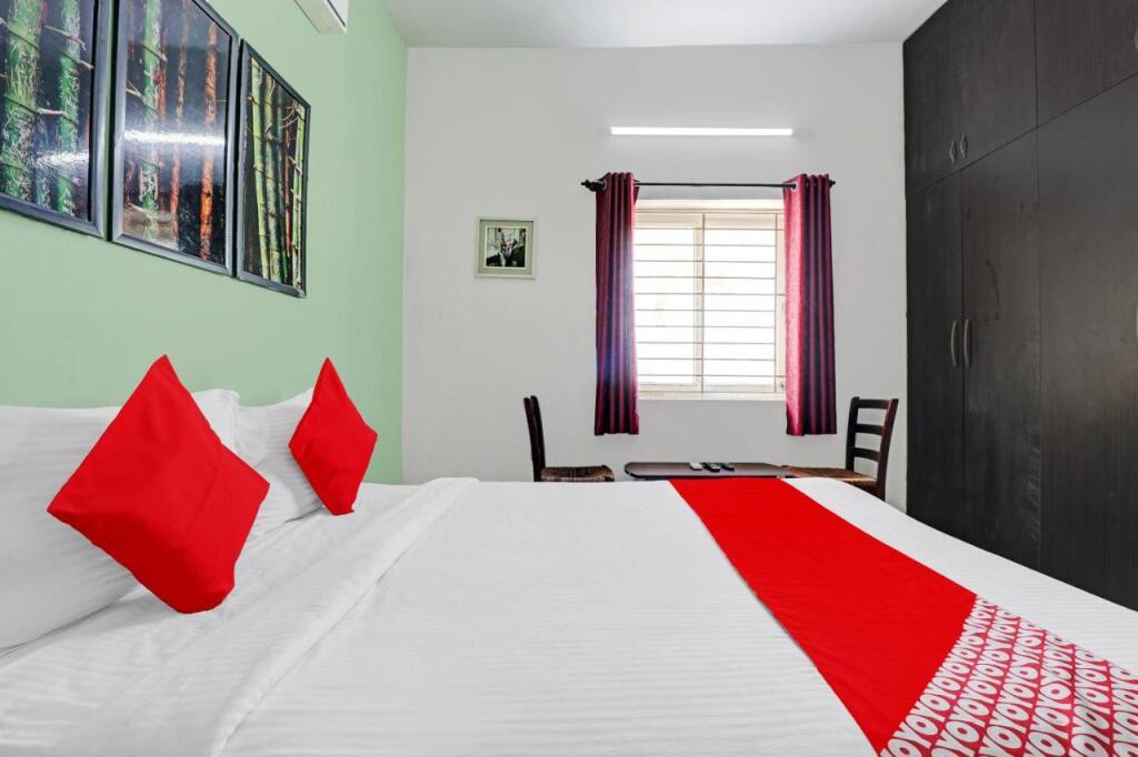 Ковелонг: OYO flagship 84966 The Max Well Resort
