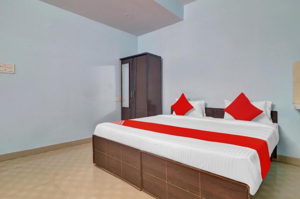 Хидерабад: iROOMZ Grand Aarvi Suites