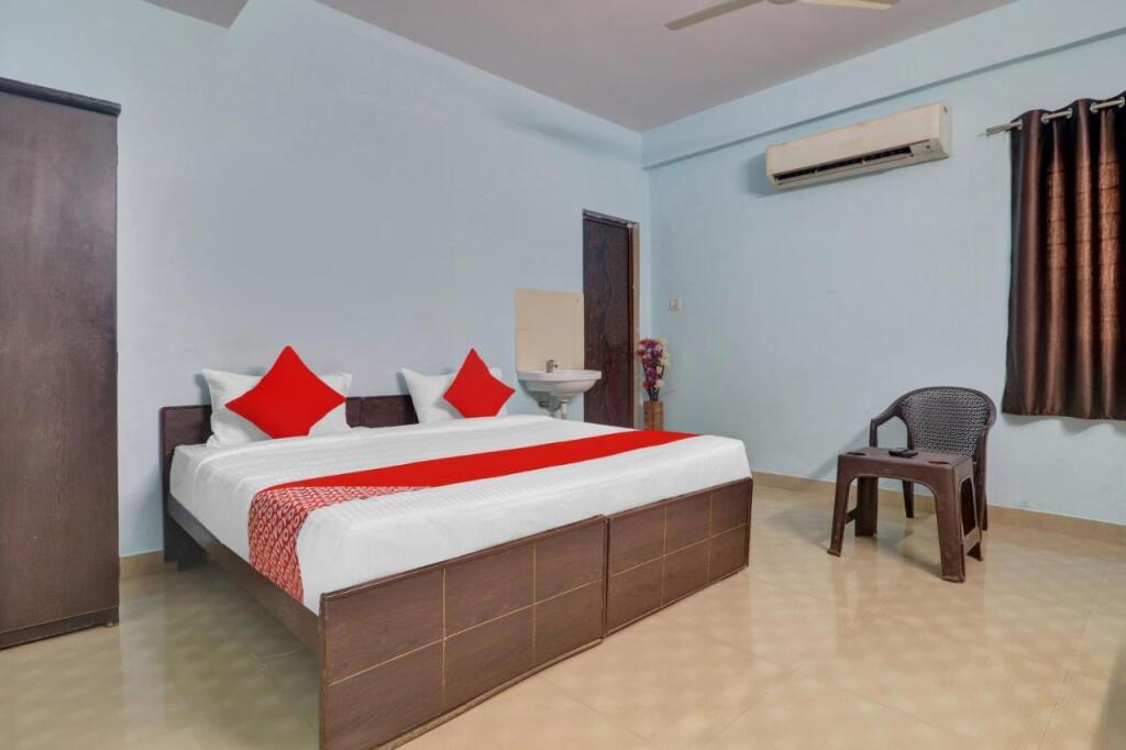Хидерабад: iROOMZ Grand Aarvi Suites