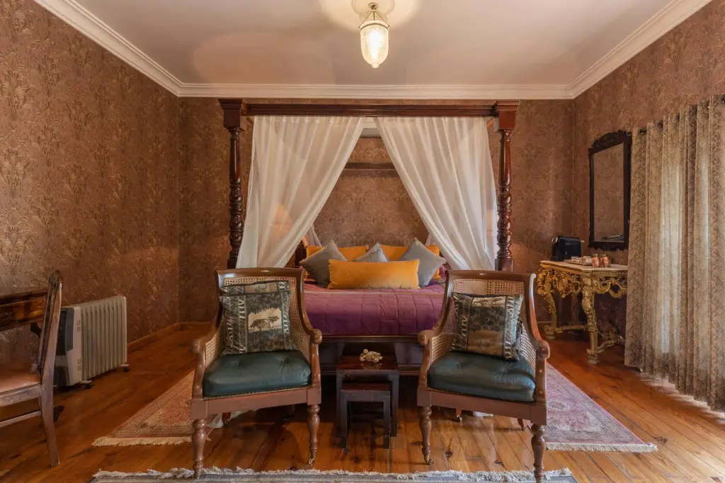 Кукас: Srinivas - The Royal Residence