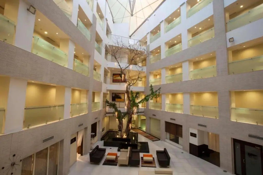 Avalon Courtyard Residence Suites — фото 1