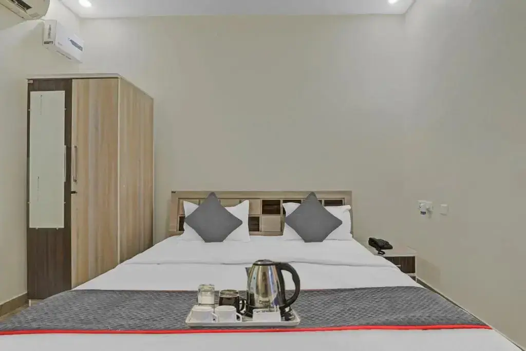 Лакхнау: Townhouse 1160 P S Palace
