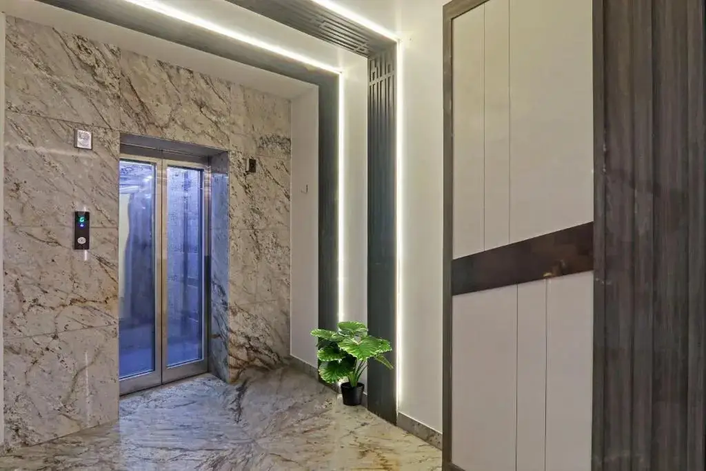 Лакхнау: Townhouse 1160 P S Palace