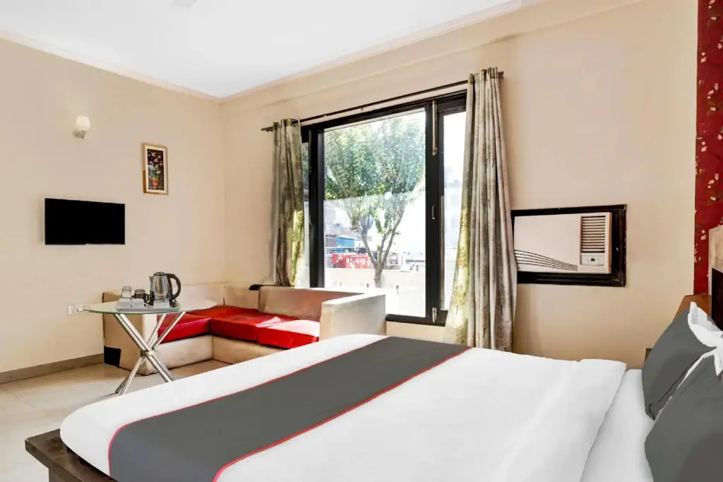 Газиабад: OYO Flagship 80632 Hotel Blu Inn