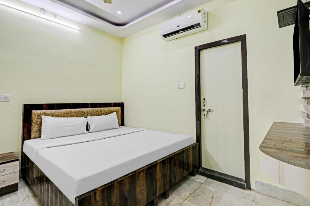 Лакхнау: OYO 83366  Hotel SNA Grand
