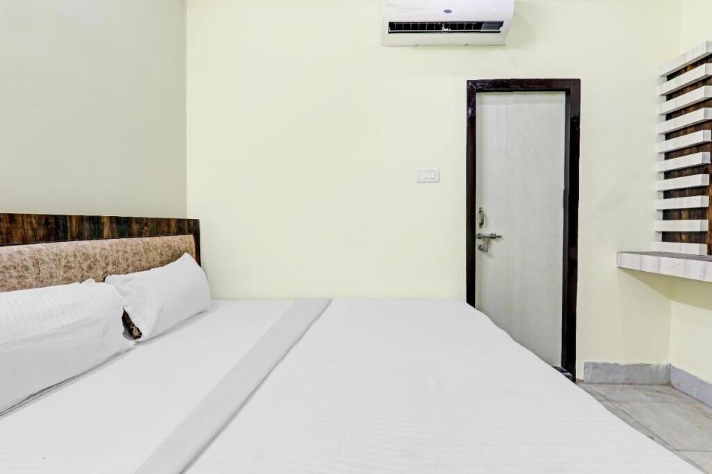 Лакхнау: OYO 83366  Hotel SNA Grand