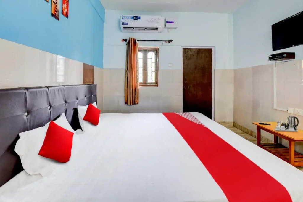 Бага: Oyo Flagship 70298 Hotel Sai Vedant