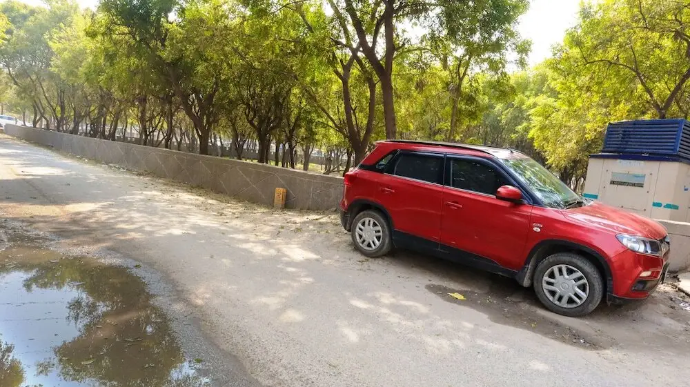 Нойда: Hotel Noida Grand 121