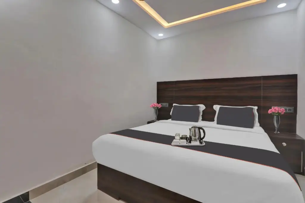 Лакхнау: Flagship 92648 Hotel Jwala