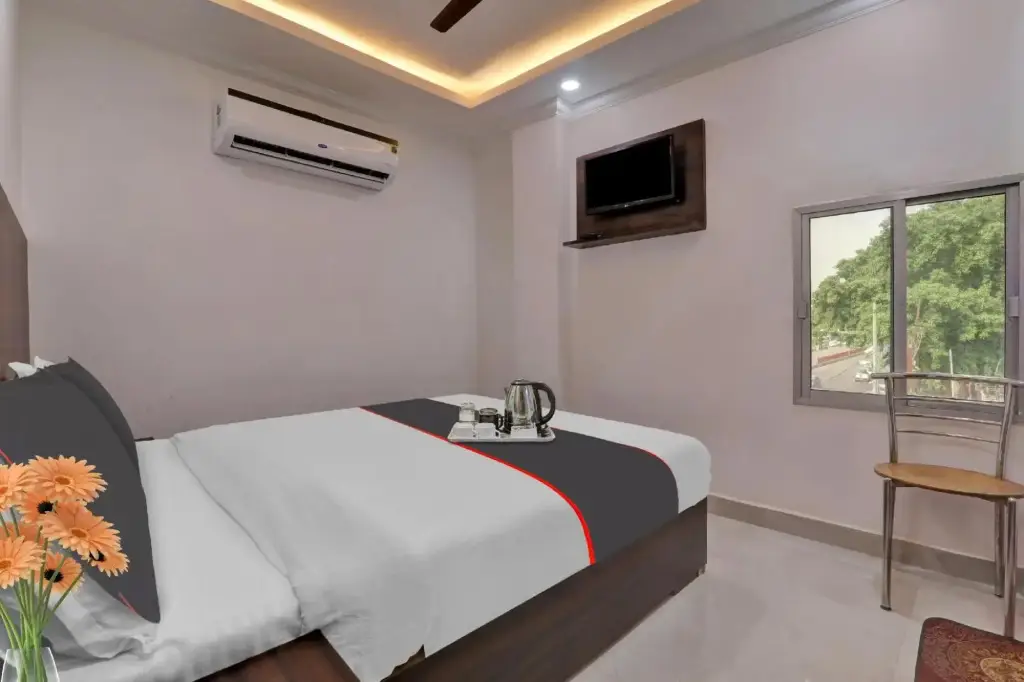 Лакхнау: Flagship 92648 Hotel Jwala