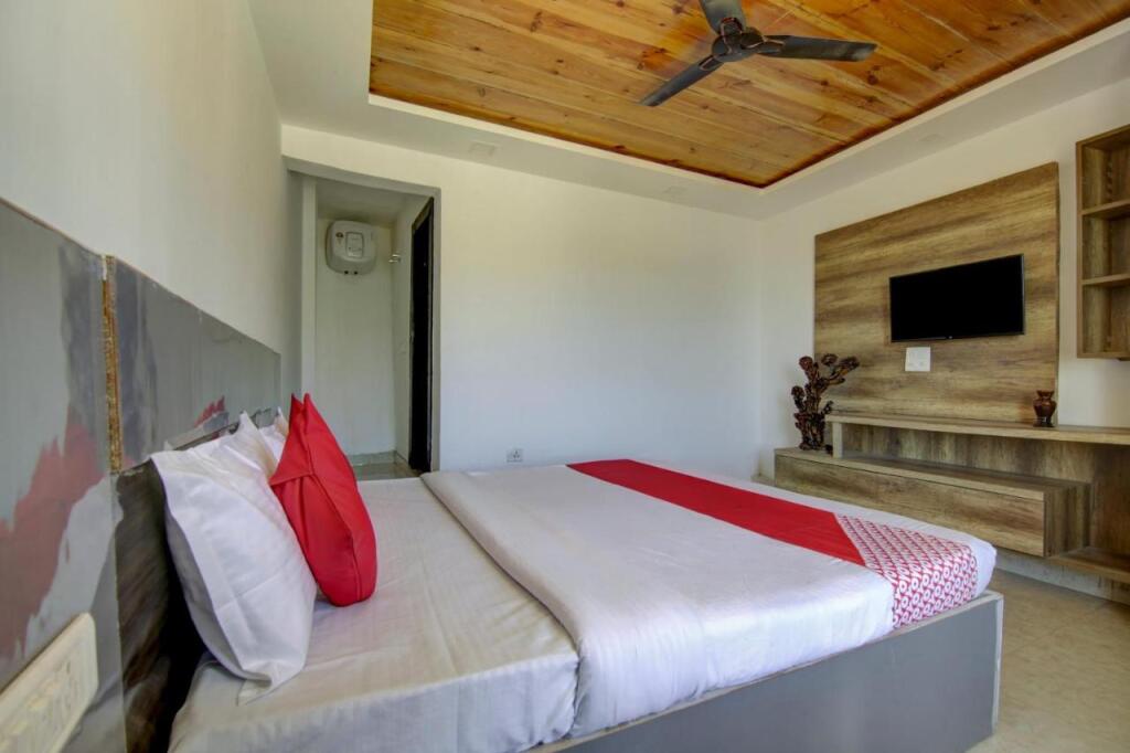 Наинитал: OYO Flagship 80477J Hotel Mount Delight