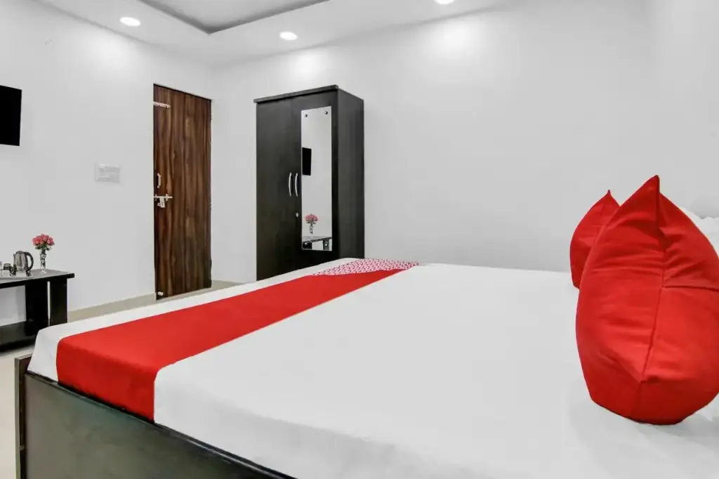 Нью-Дели: OYO Flagship 70295 Hotel Secret Mirage