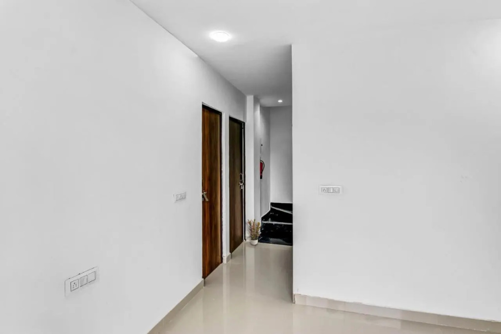Нью-Дели: OYO Flagship 70295 Hotel Secret Mirage