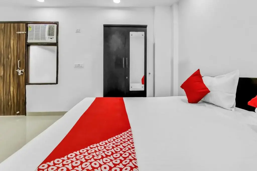 Нью-Дели: OYO Flagship 70295 Hotel Secret Mirage