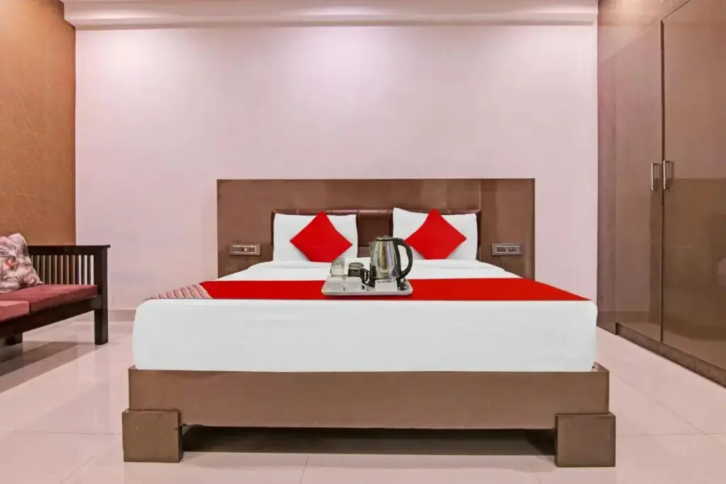 Нью-Дели: Collection O 70258 Hotel Wall Street