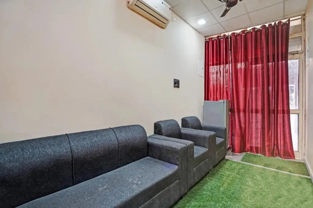 Газиабад: Oyo Flagship 703959 Hotel Sunrise