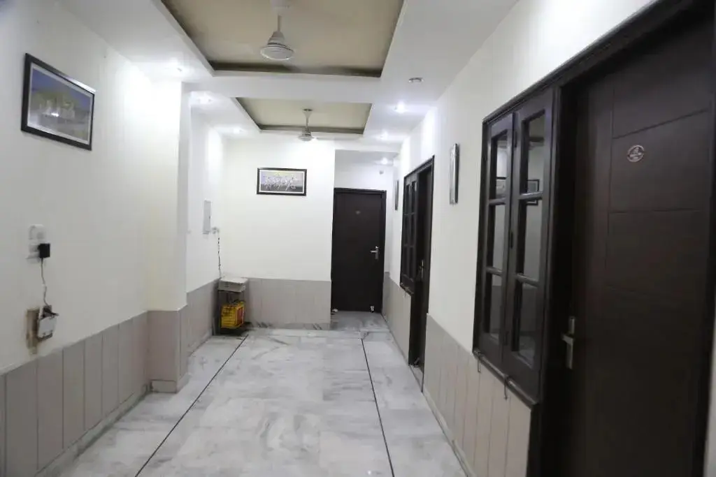 Джаландхар: Time Square Guest House