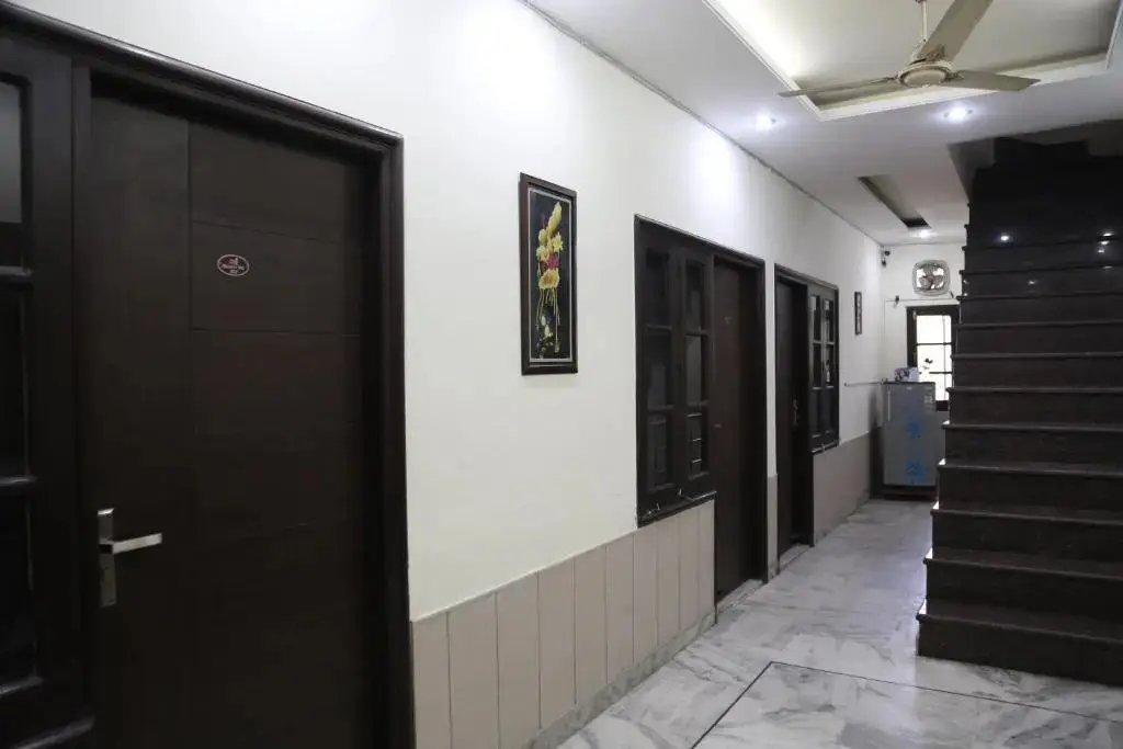 Джаландхар: Time Square Guest House