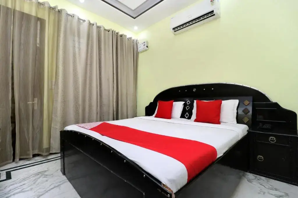Чандигарх: OYO Flagship 70111 Hotel Sudan Cottage