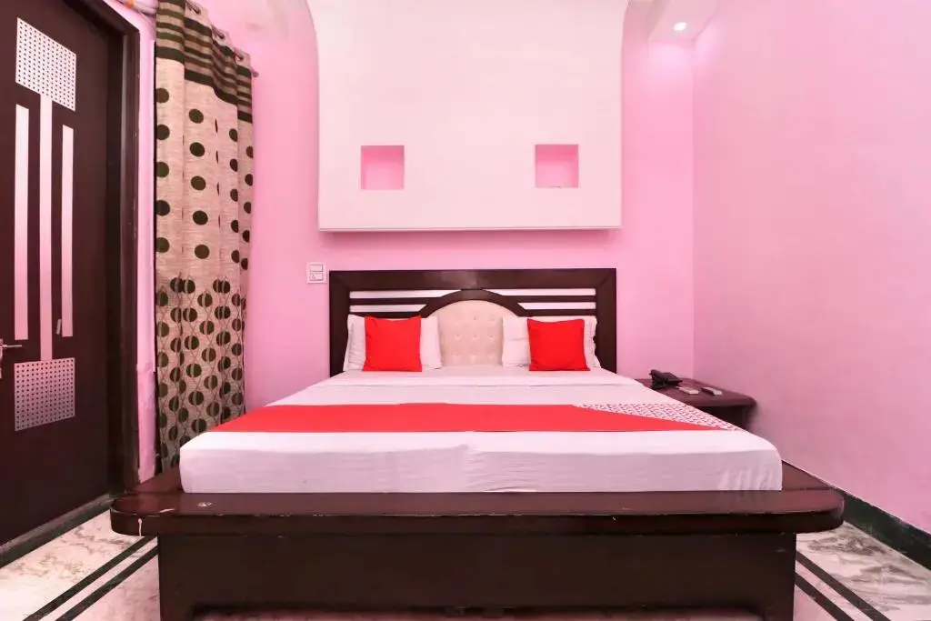 Чандигарх: OYO Flagship 70111 Hotel Sudan Cottage