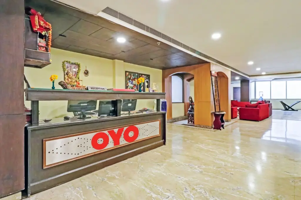 Нью-Дели: OYO 90654 Hotel Grand Luxury