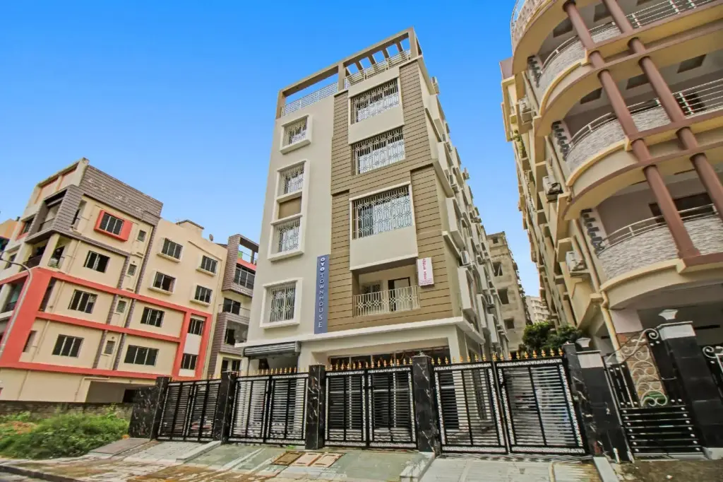 Колката: OYO Townhouse 1128 Hotel Royal Palm Inn