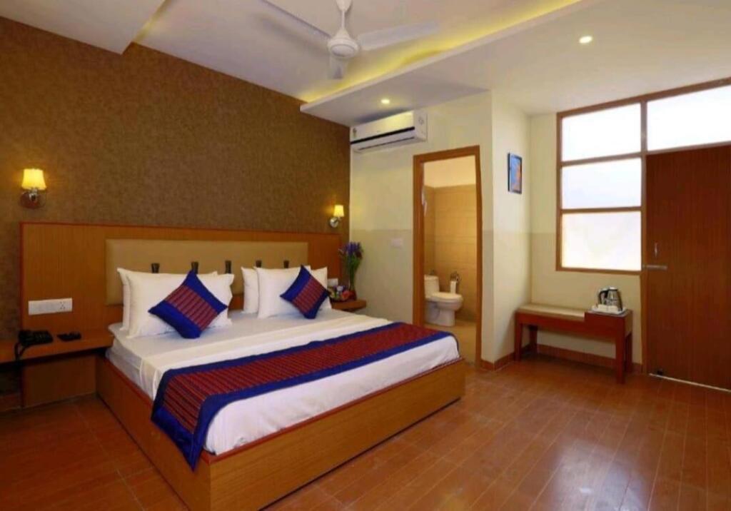 Нью-Дели: Capital O 91257 Airway Inn