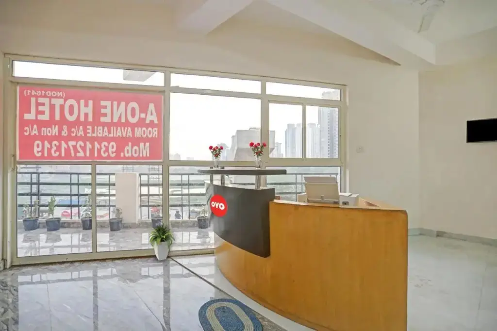 Нойда: Hotel O a One Hotel Near Noida Sector 81 Metro Station
