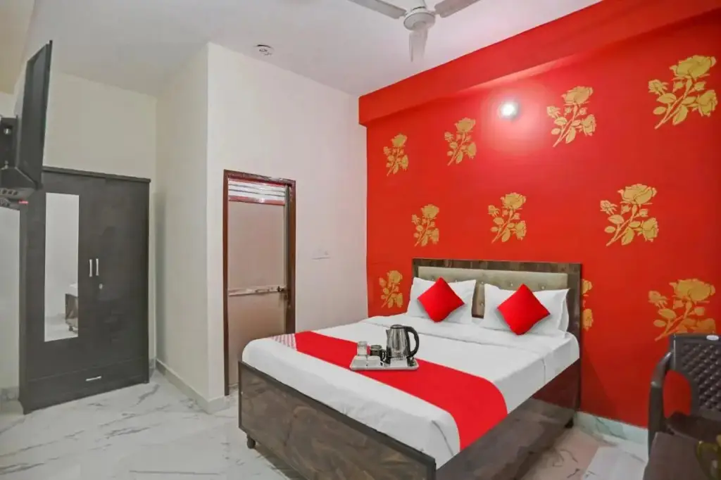 Hotel O a One Hotel Near Noida Sector 81 Metro Station — фото 1
