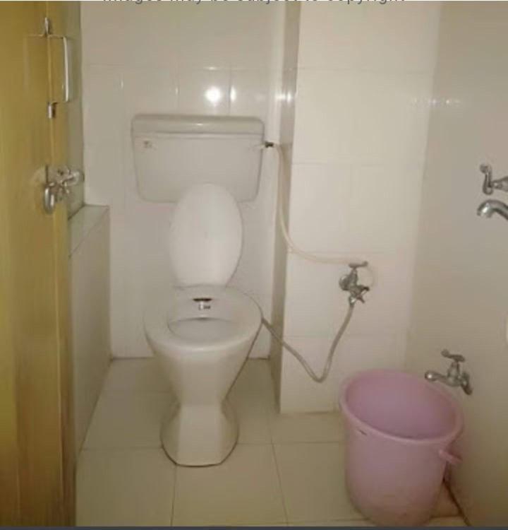 Джайпур: Pop 83450 Hotel K Kalpana Railway Station