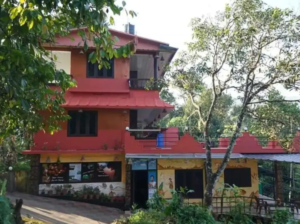 Муннар: OYO Flagship 70199 Indeevaram River View Resort