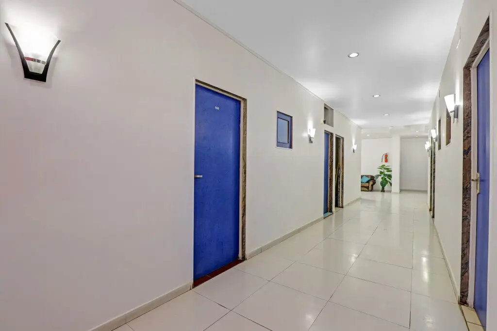 Раджкот: OYO 2798 Hotel Velvet