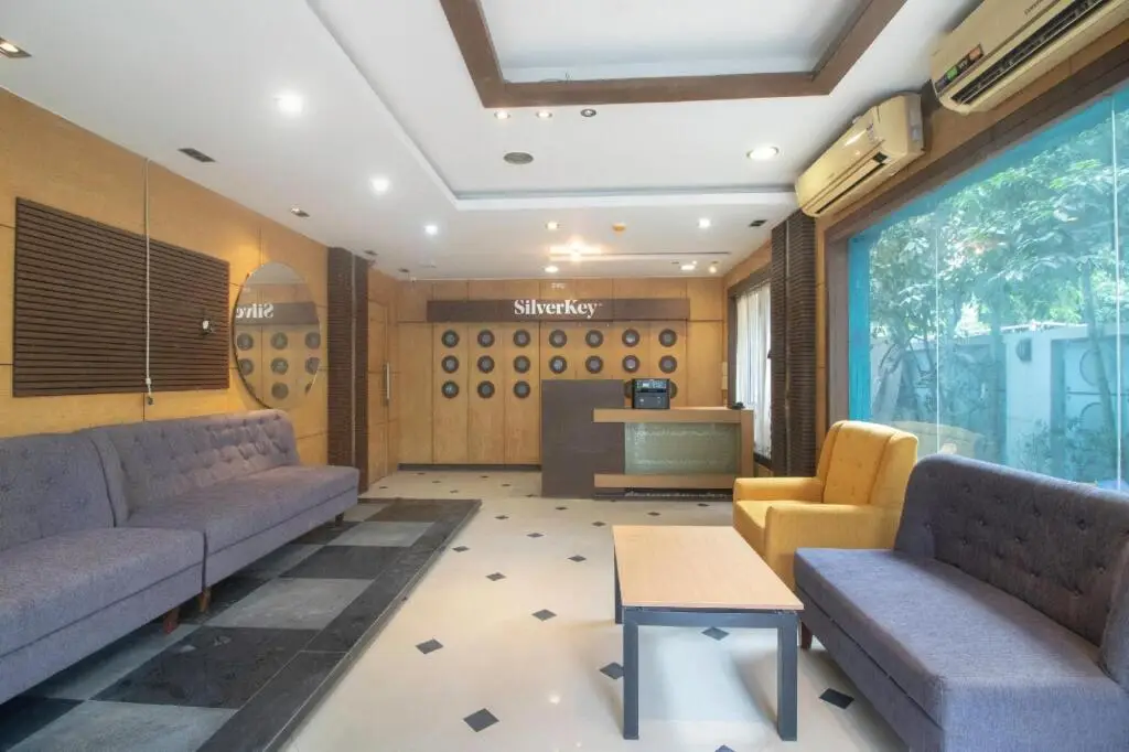Колката: OYO Townhouse 696 Hotel Mayfair Tower
