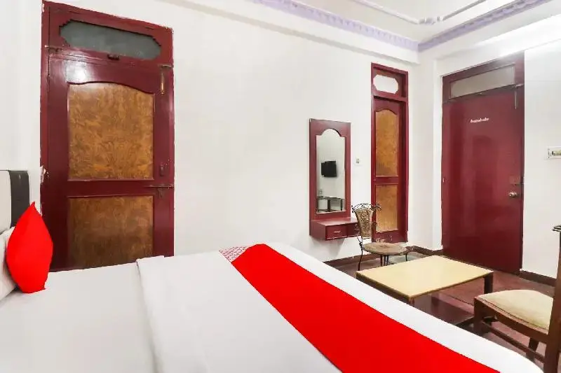Лакхнау: Oyo 78194 Hotel Ashirwad
