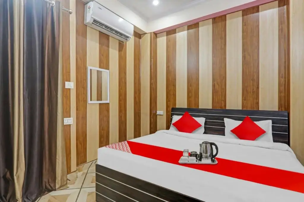 Лакхнау: Flagship 92502 Hotel Shubh Inn